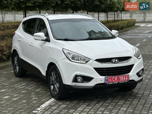 Белый Хендай их35, объемом двигателя 2 л и пробегом 193 тыс. км за 14850 $, фото 8 на Automoto.ua