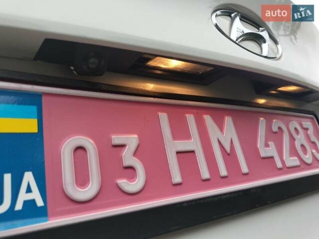 Белый Хендай их35, объемом двигателя 2 л и пробегом 234 тыс. км за 14950 $, фото 28 на Automoto.ua