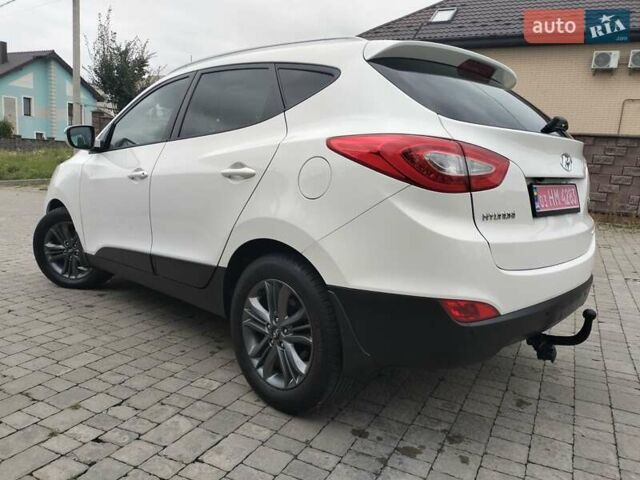 Белый Хендай их35, объемом двигателя 2 л и пробегом 234 тыс. км за 14950 $, фото 17 на Automoto.ua