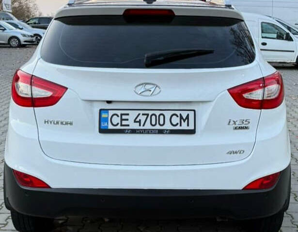Белый Хендай их35, объемом двигателя 2 л и пробегом 193 тыс. км за 15000 $, фото 1 на Automoto.ua