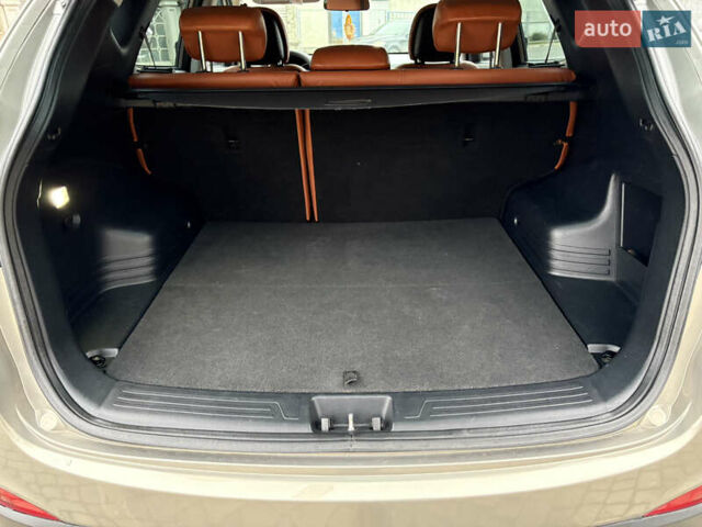 Бежевый Хендай их35, объемом двигателя 2 л и пробегом 220 тыс. км за 11700 $, фото 13 на Automoto.ua