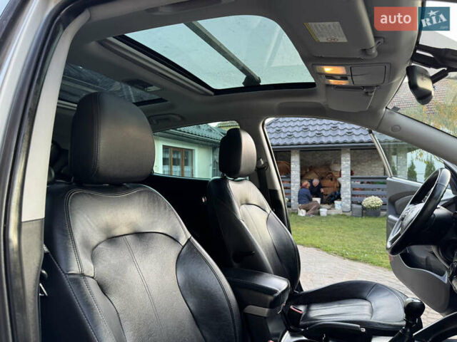 Бежевый Хендай их35, объемом двигателя 2 л и пробегом 147 тыс. км за 11800 $, фото 16 на Automoto.ua