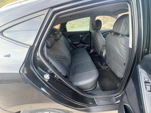 Хендай их35 2010 в Теребовле на Automoto.ua Черный Хендай их35, объемом двигателя 2 л и пробегом 261 тыс. км за 9700 $, фото 11 на Automoto.ua