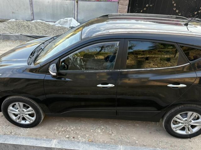 Хендай их35 2010 в Теребовле на Automoto.ua Черный Хендай их35, объемом двигателя 2 л и пробегом 261 тыс. км за 9700 $, фото 20 на Automoto.ua