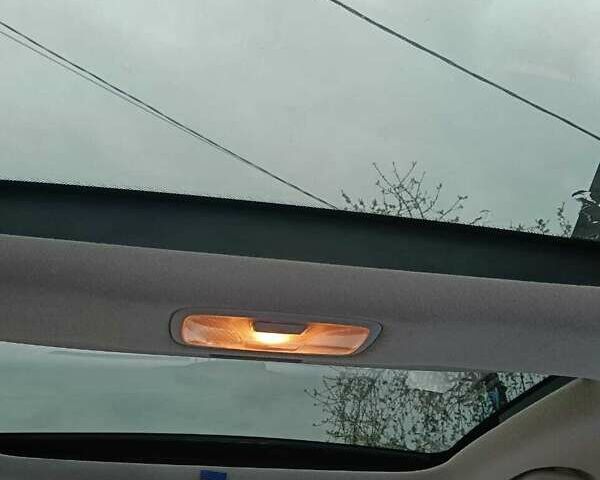 Черный Хендай их35, объемом двигателя 2 л и пробегом 190 тыс. км за 12800 $, фото 9 на Automoto.ua