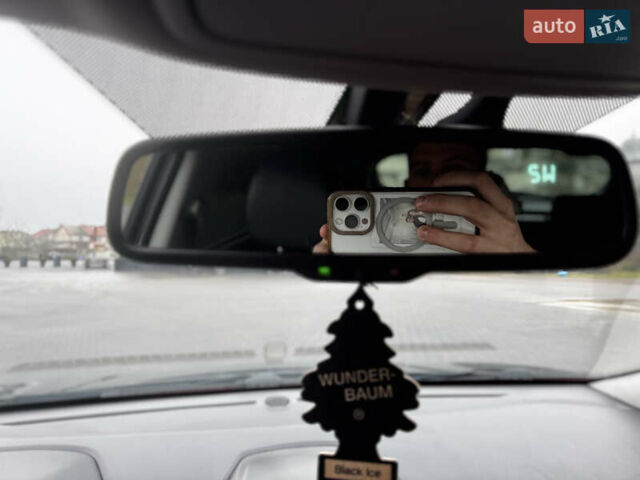 Черный Хендай их35, объемом двигателя 2 л и пробегом 178 тыс. км за 12350 $, фото 14 на Automoto.ua