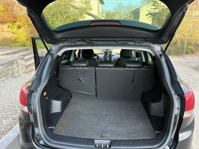 Хендай их35 2010 в Теребовле на Automoto.ua Черный Хендай их35, объемом двигателя 2 л и пробегом 261 тыс. км за 9700 $, фото 21 на Automoto.ua