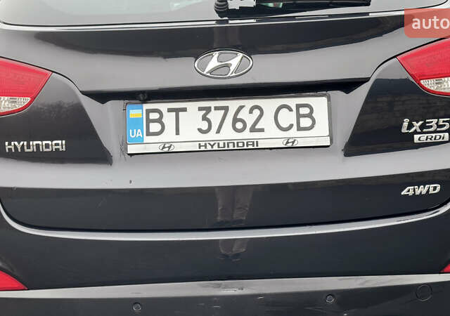 Черный Хендай их35, объемом двигателя 2 л и пробегом 178 тыс. км за 12350 $, фото 7 на Automoto.ua