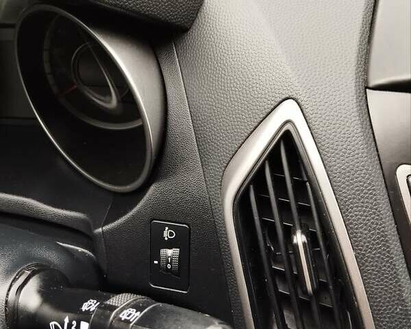 Черный Хендай их35, объемом двигателя 1.69 л и пробегом 250 тыс. км за 11888 $, фото 21 на Automoto.ua