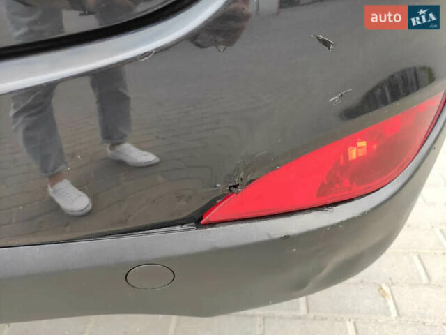 Черный Хендай их35, объемом двигателя 1.6 л и пробегом 295 тыс. км за 10500 $, фото 12 на Automoto.ua