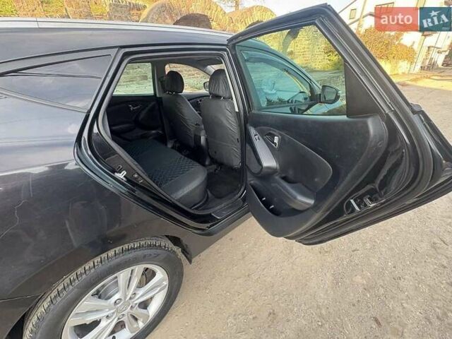 Хендай их35 2010 в Теребовле на Automoto.ua Черный Хендай их35, объемом двигателя 2 л и пробегом 261 тыс. км за 9700 $, фото 6 на Automoto.ua