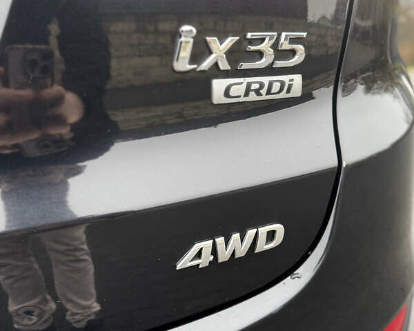 Черный Хендай их35, объемом двигателя 2 л и пробегом 178 тыс. км за 12350 $, фото 35 на Automoto.ua