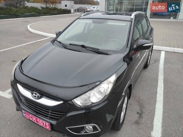 Черный Хендай их35, объемом двигателя 2 л и пробегом 249 тыс. км за 11900 $, фото 14 на Automoto.ua