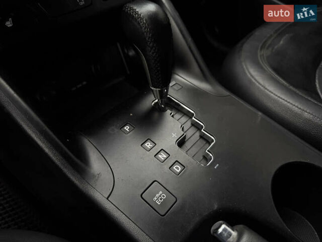 Хендай их35 2010 в Бердичеве на Automoto.ua Черный Хендай их35, объемом двигателя 2 л и пробегом 264 тыс. км за 10900 $, фото 20 на Automoto.ua