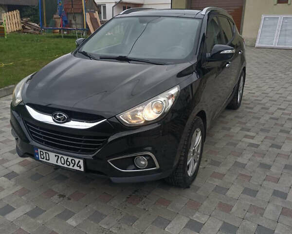 Черный Хендай их35, объемом двигателя 2 л и пробегом 111 тыс. км за 11900 $, фото 1 на Automoto.ua