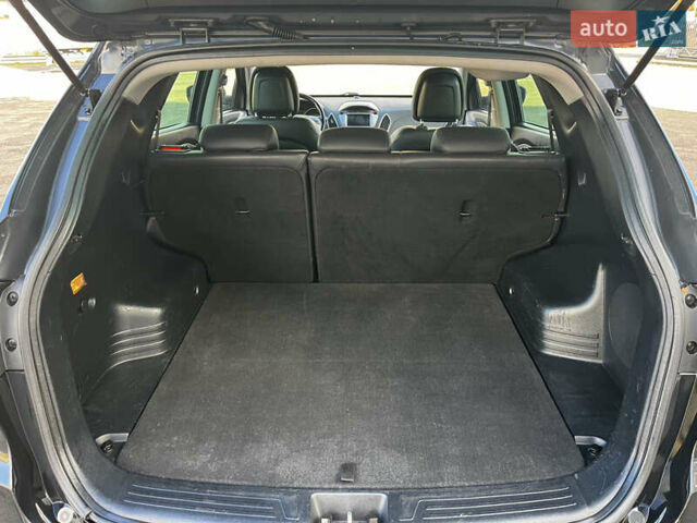 Черный Хендай их35, объемом двигателя 2 л и пробегом 225 тыс. км за 12999 $, фото 38 на Automoto.ua