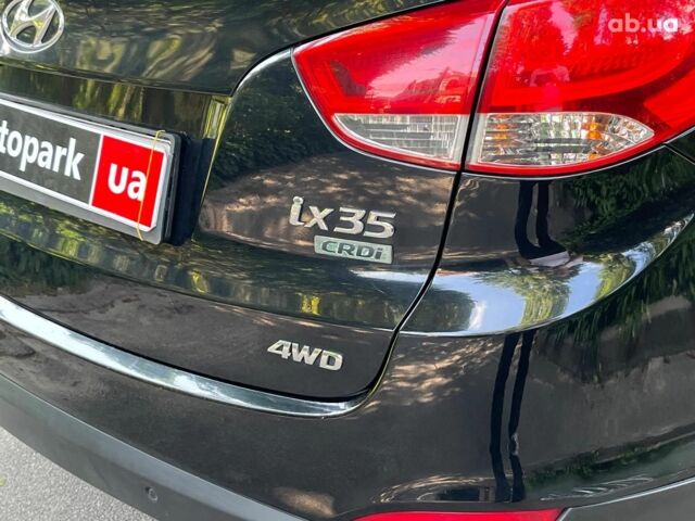 Чорний Хендай іх35, об'ємом двигуна 2 л та пробігом 195 тис. км за 13790 $, фото 8 на Automoto.ua