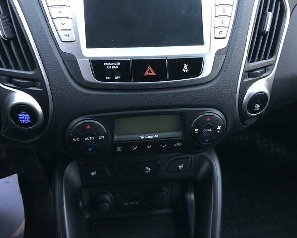 Хендай их35 2011 в Луцке на Automoto.ua Черный Хендай их35, объемом двигателя 2 л и пробегом 248 тыс. км за 13500 $, фото 25 на Automoto.ua