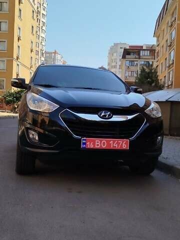 Черный Хендай их35, объемом двигателя 0 л и пробегом 161 тыс. км за 12700 $, фото 4 на Automoto.ua