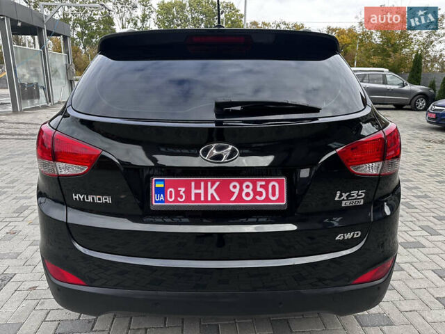 Черный Хендай их35, объемом двигателя 2 л и пробегом 197 тыс. км за 13650 $, фото 8 на Automoto.ua