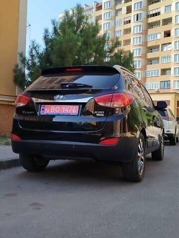 Черный Хендай их35, объемом двигателя 0 л и пробегом 161 тыс. км за 12700 $, фото 13 на Automoto.ua