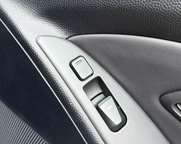 Чорний Хендай іх35, об'ємом двигуна 2 л та пробігом 206 тис. км за 13099 $, фото 48 на Automoto.ua