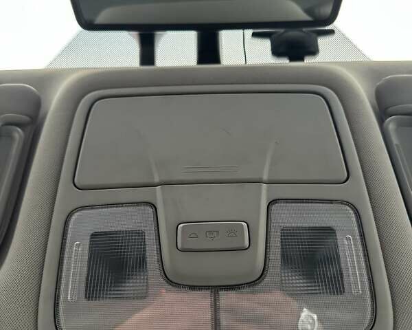 Черный Хендай их35, объемом двигателя 2 л и пробегом 157 тыс. км за 12700 $, фото 30 на Automoto.ua