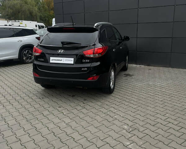 Черный Хендай их35, объемом двигателя 2 л и пробегом 179 тыс. км за 12000 $, фото 24 на Automoto.ua