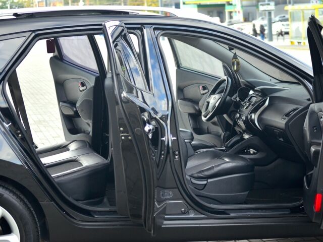 Хендай их35 2011 в Днепре (Днепропетровске) на Automoto.ua Черный Хендай их35, объемом двигателя 2 л и пробегом 141 тыс. км за 13200 $, фото 11 на Automoto.ua