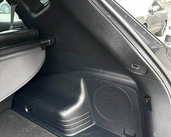 Черный Хендай их35, объемом двигателя 2 л и пробегом 197 тыс. км за 13650 $, фото 72 на Automoto.ua