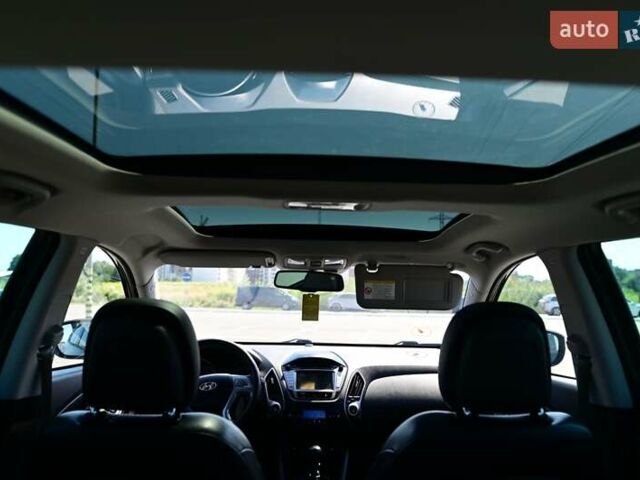 Чорний Хендай іх35, об'ємом двигуна 2 л та пробігом 226 тис. км за 10990 $, фото 24 на Automoto.ua