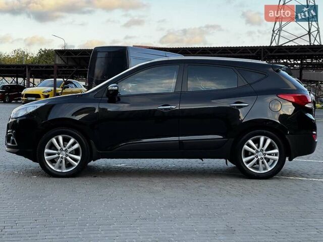 Черный Хендай их35, объемом двигателя 2 л и пробегом 103 тыс. км за 13400 $, фото 13 на Automoto.ua