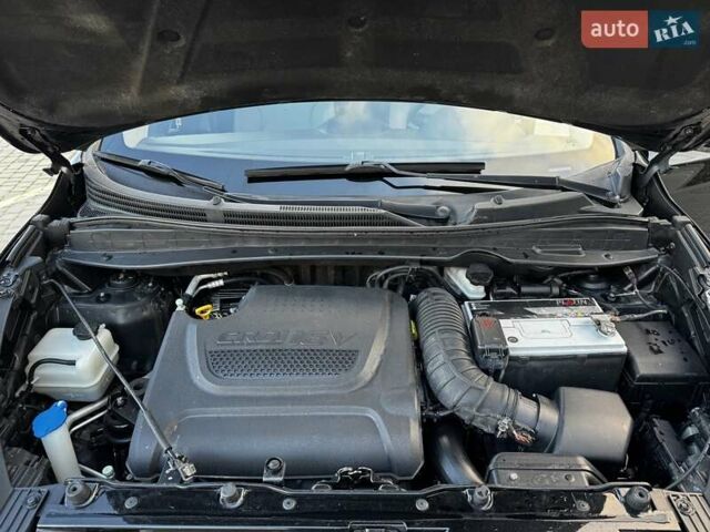 Черный Хендай их35, объемом двигателя 2 л и пробегом 103 тыс. км за 13400 $, фото 35 на Automoto.ua
