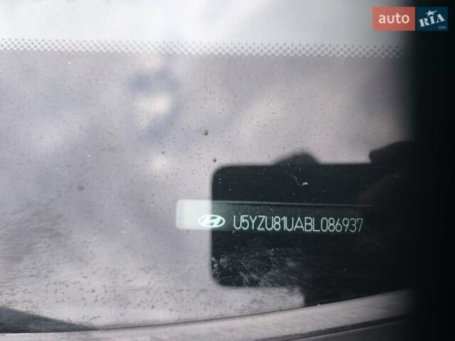 Черный Хендай их35, объемом двигателя 1.7 л и пробегом 229 тыс. км за 10750 $, фото 33 на Automoto.ua