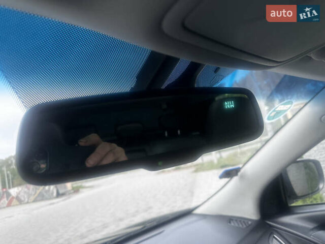 Черный Хендай их35, объемом двигателя 2 л и пробегом 197 тыс. км за 13650 $, фото 85 на Automoto.ua