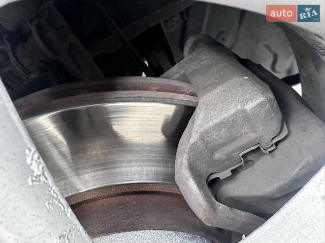 Черный Хендай их35, объемом двигателя 2 л и пробегом 197 тыс. км за 13650 $, фото 22 на Automoto.ua