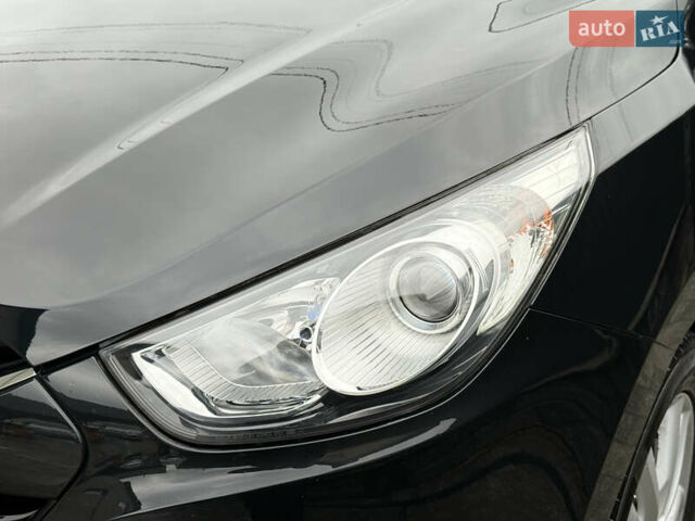 Чорний Хендай іх35, об'ємом двигуна 2 л та пробігом 206 тис. км за 13099 $, фото 21 на Automoto.ua