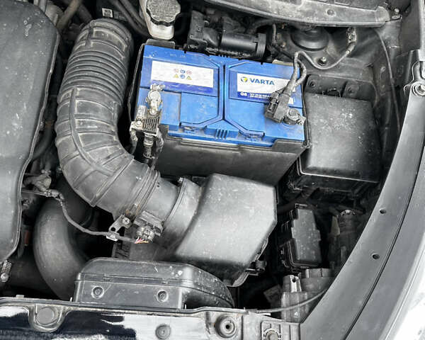 Черный Хендай их35, объемом двигателя 2 л и пробегом 197 тыс. км за 13650 $, фото 68 на Automoto.ua