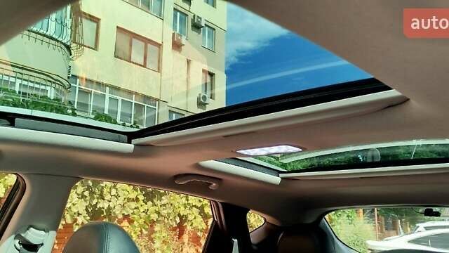 Черный Хендай их35, объемом двигателя 2 л и пробегом 161 тыс. км за 12600 $, фото 7 на Automoto.ua