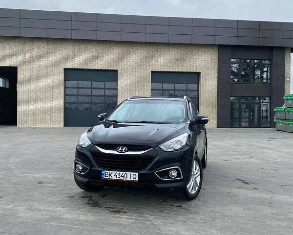 Черный Хендай их35, объемом двигателя 1.7 л и пробегом 277 тыс. км за 11800 $, фото 36 на Automoto.ua
