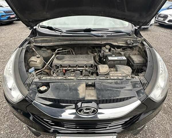 Черный Хендай их35, объемом двигателя 2 л и пробегом 157 тыс. км за 12700 $, фото 43 на Automoto.ua