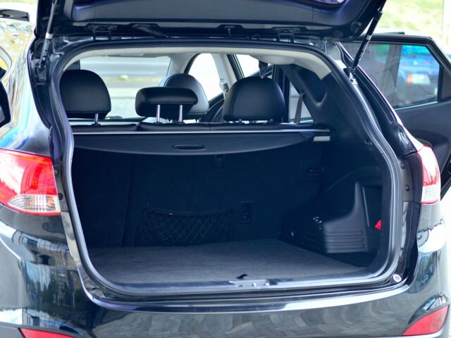 Хендай их35 2011 в Днепре (Днепропетровске) на Automoto.ua Черный Хендай их35, объемом двигателя 2 л и пробегом 141 тыс. км за 13200 $, фото 15 на Automoto.ua