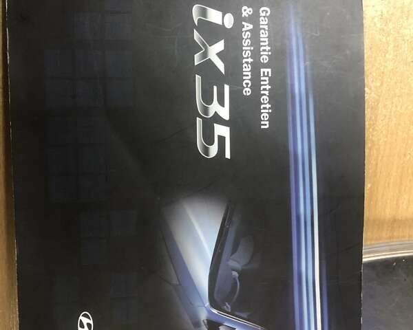 Черный Хендай их35, объемом двигателя 2 л и пробегом 184 тыс. км за 13500 $, фото 10 на Automoto.ua