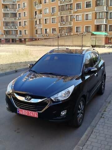 Черный Хендай их35, объемом двигателя 0 л и пробегом 161 тыс. км за 12700 $, фото 18 на Automoto.ua