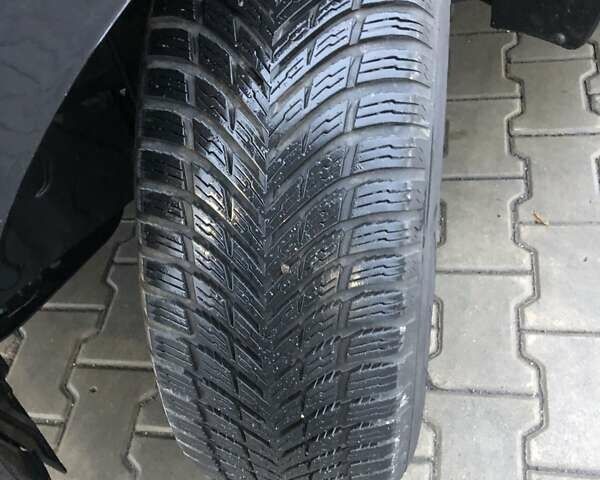 Хендай их35 2011 в Луцке на Automoto.ua Черный Хендай их35, объемом двигателя 2 л и пробегом 248 тыс. км за 13500 $, фото 10 на Automoto.ua