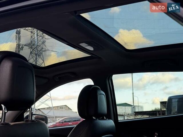 Черный Хендай их35, объемом двигателя 2 л и пробегом 103 тыс. км за 13400 $, фото 22 на Automoto.ua