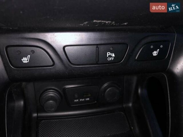 Хендай их35 2011 в Луцке на Automoto.ua Черный Хендай их35, объемом двигателя 2 л и пробегом 248 тыс. км за 13500 $, фото 29 на Automoto.ua