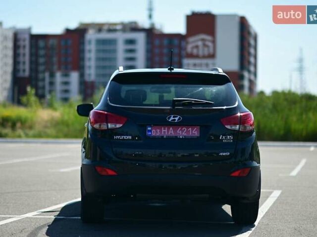 Чорний Хендай іх35, об'ємом двигуна 2 л та пробігом 226 тис. км за 10990 $, фото 1 на Automoto.ua