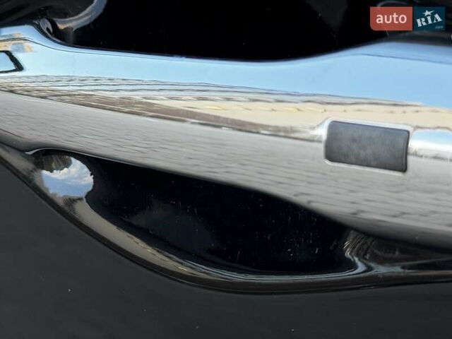 Черный Хендай их35, объемом двигателя 2 л и пробегом 103 тыс. км за 13400 $, фото 12 на Automoto.ua
