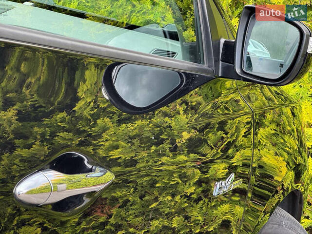 Черный Хендай их35, объемом двигателя 1.69 л и пробегом 238 тыс. км за 11999 $, фото 22 на Automoto.ua